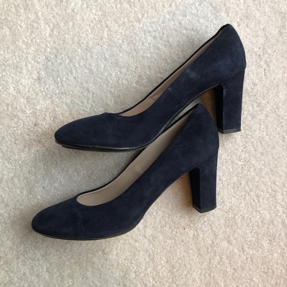 Aquatalia Shoes - Aquatalia navy suede heels, 9